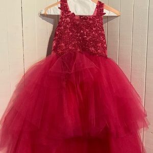 Little girl’s pageant dress